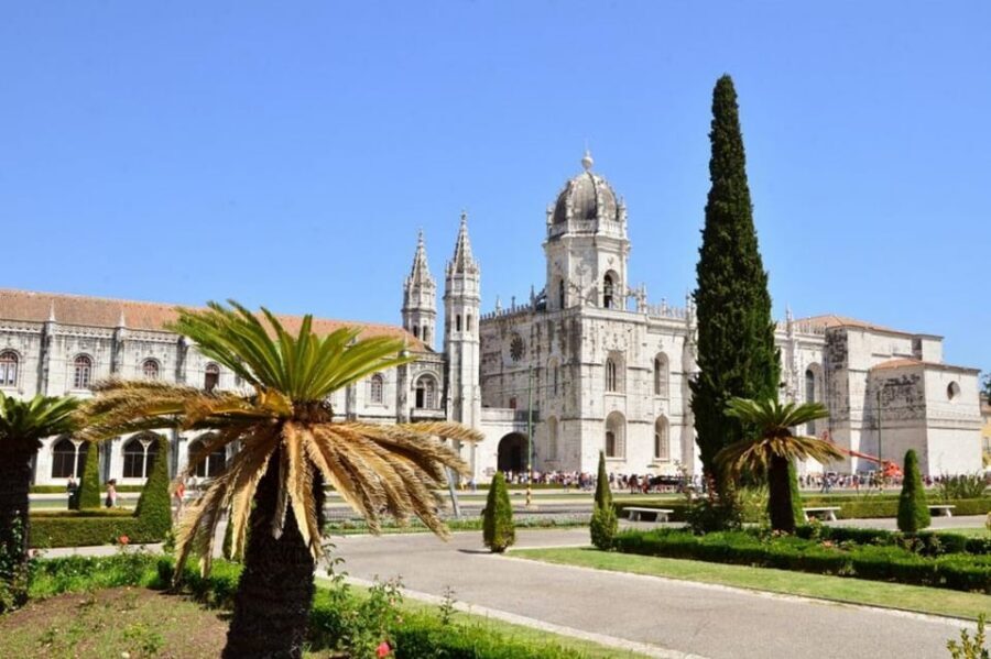 Lisbon City Tour: All Must-See Attractions with Expert Guide - Belém’s UNESCO hits: Jerónimos Monastery, Belém Tower, and more