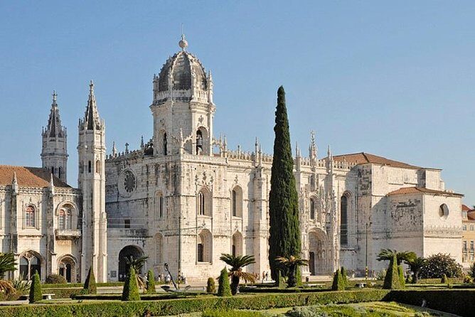 Lisbon City Tour Including Jeronimos Monastery and Tastings - Key things to know before you go