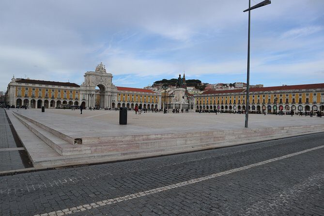 Lisbon City Tour: THE MOST COMPLETE - Parque Eduardo VII: seven hills logic plus Portugal and England ties