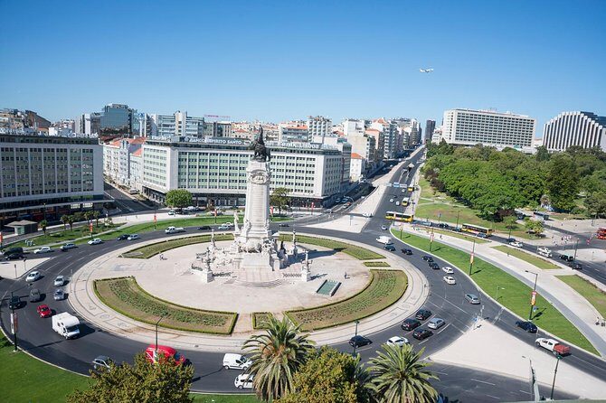 Lisbon City Tour: THE MOST COMPLETE - Lisbon Cathedral area: the St. Anthony connection and earthquake scars