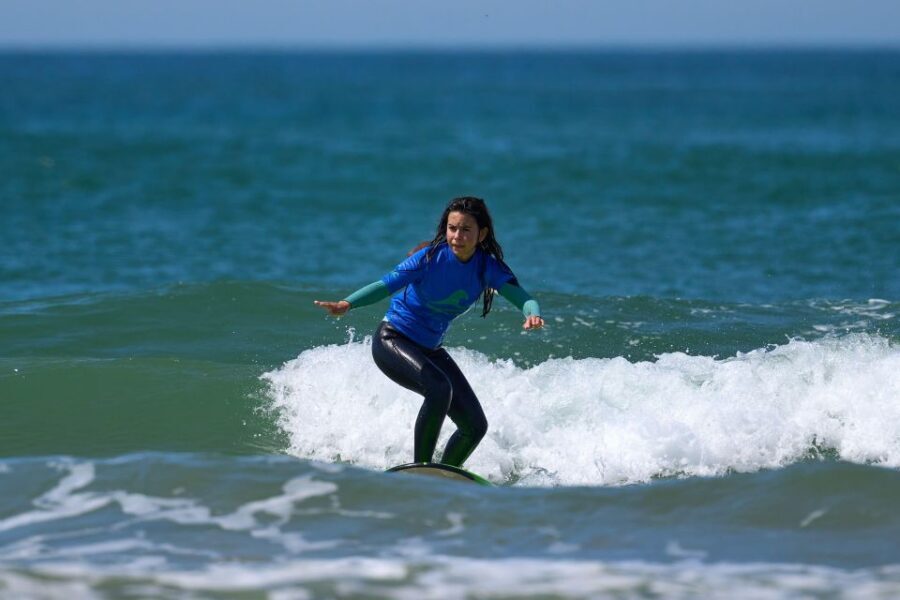 Lisbon: Come try our Surf Lesson in Costa da Caparica - What to bring (so you actually enjoy the session)