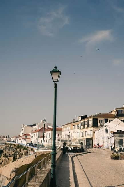 Lisbon Countryside Food Tour on a Vintage Car - Group Size, Guide Style, and Languages That Matter