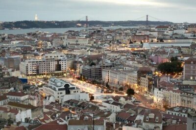 Lisbon: Cultural Food and Wine Walking Tour - Starting at Rossio: photo stops and an easy rhythm