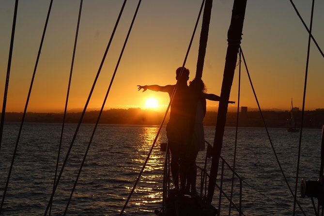 Lisbon - Daylight or Sunset on a Vintage Sailboat - Price and value for a Lisbon river sunset cruise
