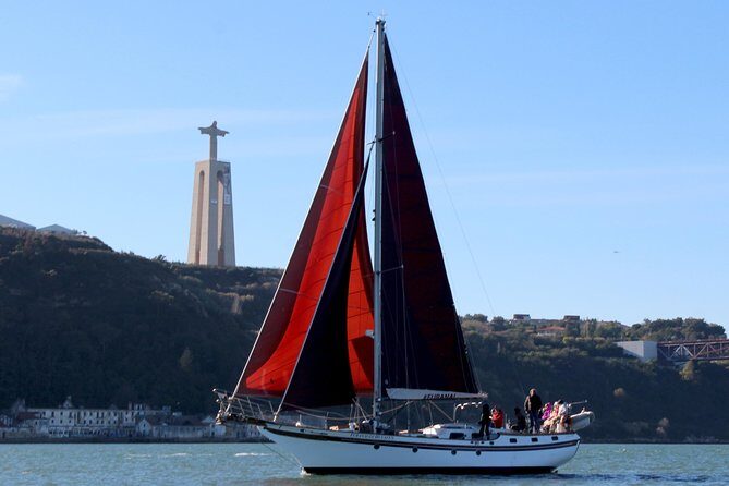 Lisbon - Daylight or Sunset on a Vintage Sailboat - Who should book this sunset sail on the Tagus