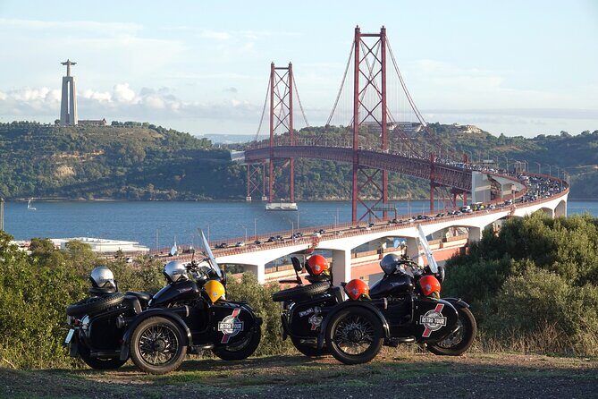 Lisbon El Cristo-Rei - Private Vintage Sidecar Tour - The sidecar factor: why this format fits Lisbon so well