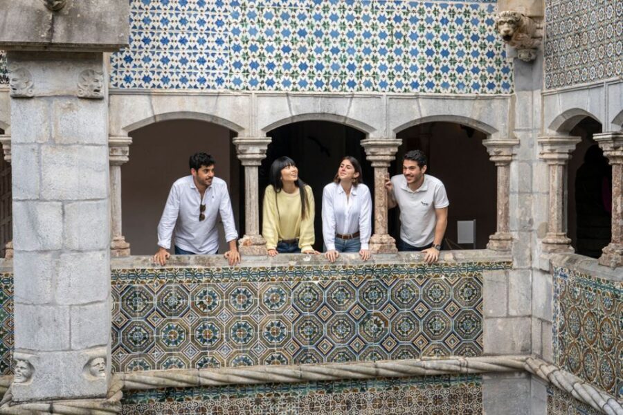Lisbon Essentials in One Day: Sintra, Cascais and Belém - A smooth start: meeting at HF Fénix Lisboa and rolling to Sintra