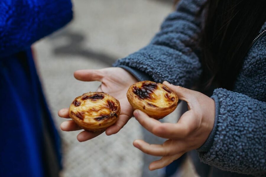 Lisbon: Evening Food & Wine Tour in Bairro Alto - Stop-by-stop route: what happens at each place