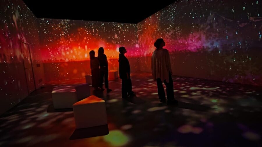 Lisbon: Experience the Queen of Fado at AH AMÁLIA - The tech showpieces: 360º video, VR, holograms, and what they mean for you