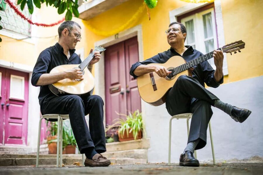 Lisbon: Fado Show with Dinner and City Tour - Hotel pickup and the illuminated sights you’ll recognize
