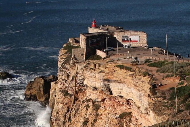 Lisbon: Fátima, Nazaré and Óbidos Full-Day Guided Tour - Praia do Norte: where the giant-wave legend meets a long look at the ocean