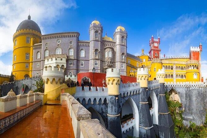 Lisbon: Fatima, Nazare, Obidos, mira de aire cave private tour - Fatima’s Basilica: Neo-Baroque Architecture and the Little Shepherds Story