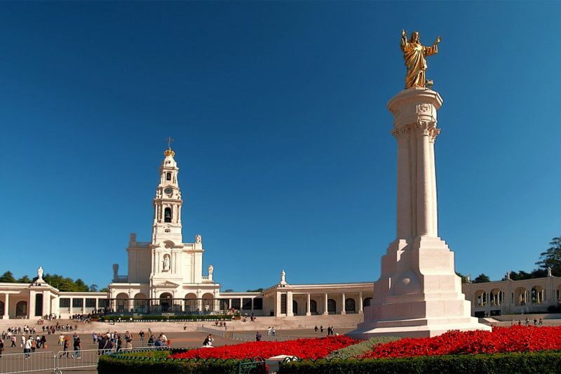 Lisbon Fatima Sanctuary Private Half Day Tour - Skip-the-ticket-line and multilingual guiding: the value in the details