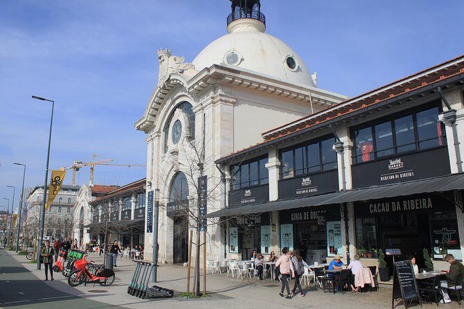 Lisbon Food Walking Tour - Farol de Cacilhas View Time: What to Do With 40 Minutes