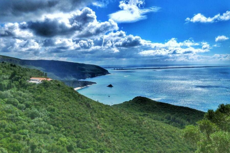 Lisbon: Full-Day Arrabida Kayak Tour with Picnic - Praia dos Coelhos: the picnic and games part that people remember