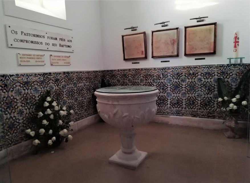 Lisbon: Full-Day Private Guided Tour to Fátima - Valinhos Stations of the Cross: a short walk that connects the locations