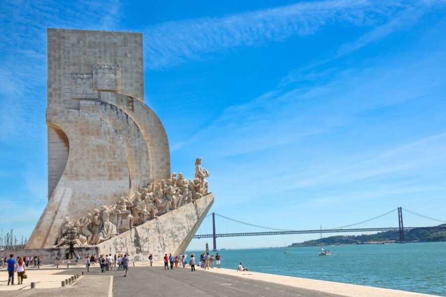 Lisbon: Full-Day Private Sightseeing Tour - Crossing the Tagus on the 25 de Abril Bridge
