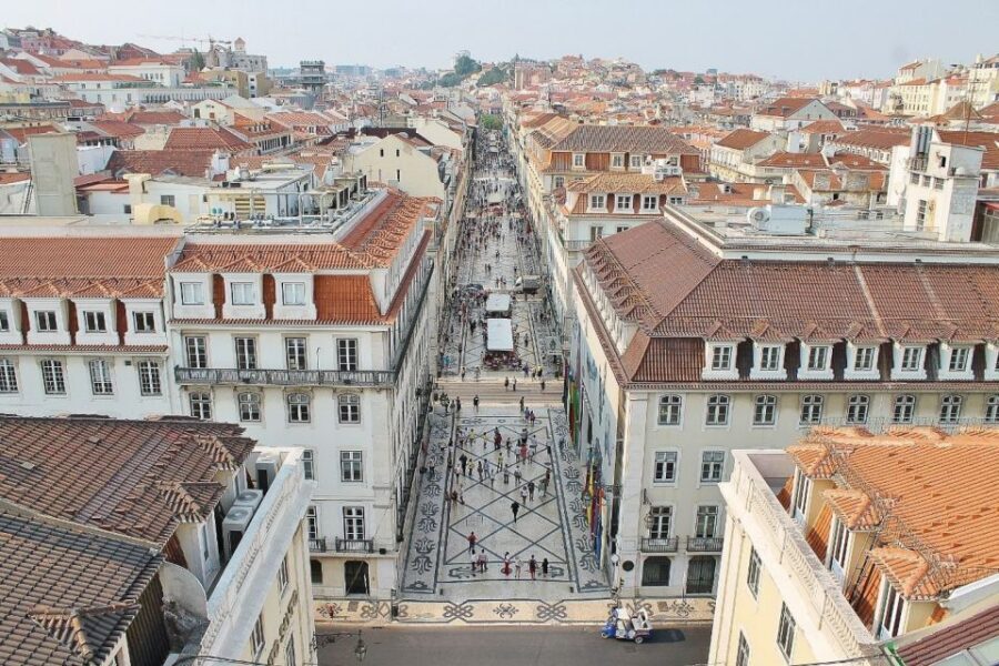 Lisbon: Full-Day Private Walking Sightseeing Tour - Alfama on Foot: Moorish Influence in the Way the Streets Behave