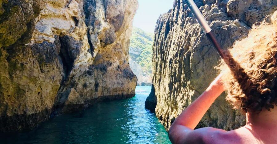 Lisbon: Full-Day Sesimbra Kayak Tour with Picnic - From Alfama to Sesimbra Port: The Day Starts with a Proper Transfer
