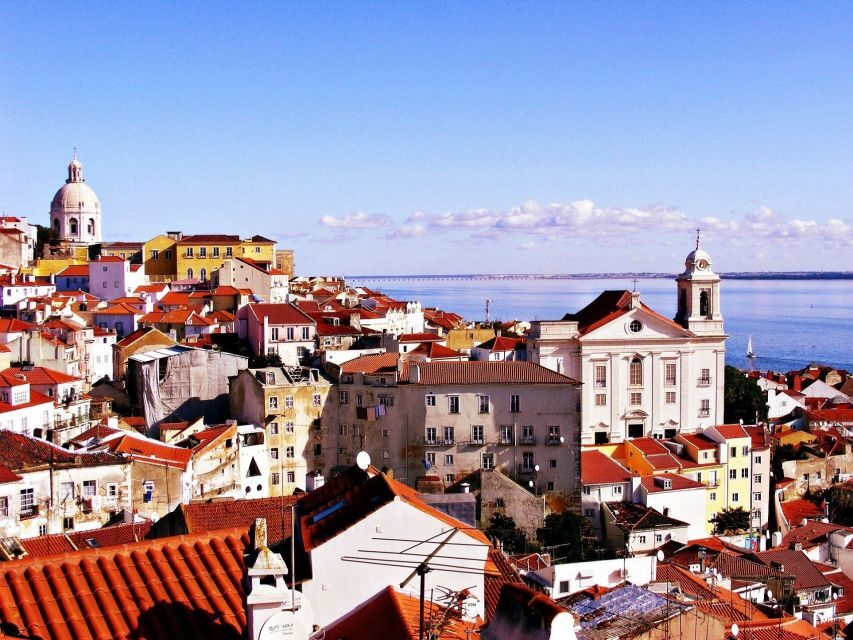 Lisbon: Full-Day Small-Group City Tour with Hotel Pickup - Key things that make this day work so well