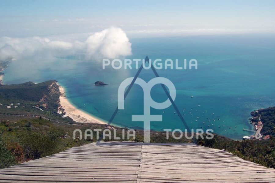 Lisbon Getaway: Private Arrábida Wine & Food Tour - José Maria da Fonseca: Museum-Style Winery Tour and Tastings