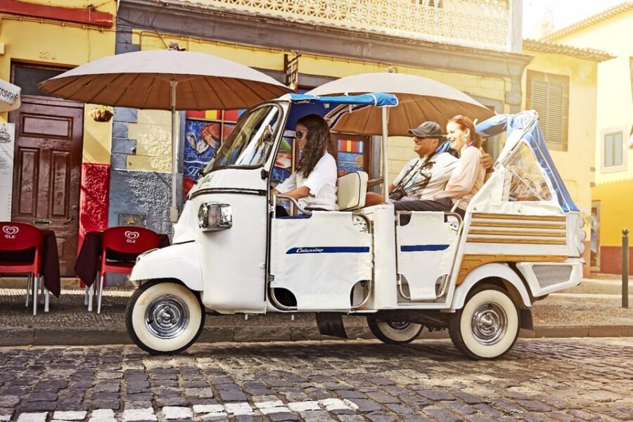LISBON GRAND EXPERIENCE Tuktuk Tour in German - Belém and the Age of Discoveries: UNESCO sights plus the Lisbon you came for