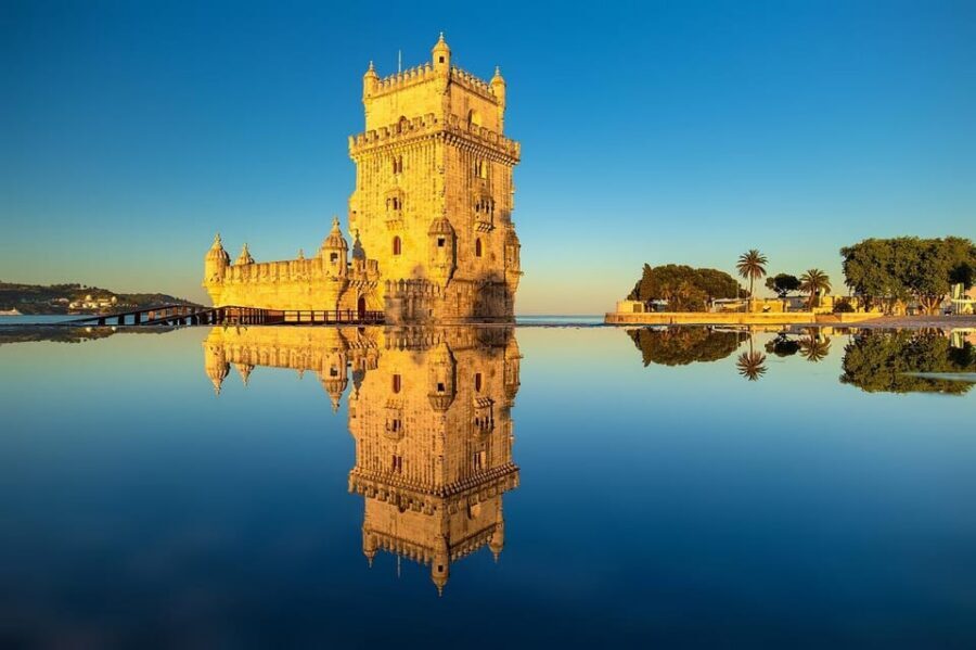 Lisbon: Guided Eco Tuk Tuk sightseeing tour - Price and value for a private group up to 5