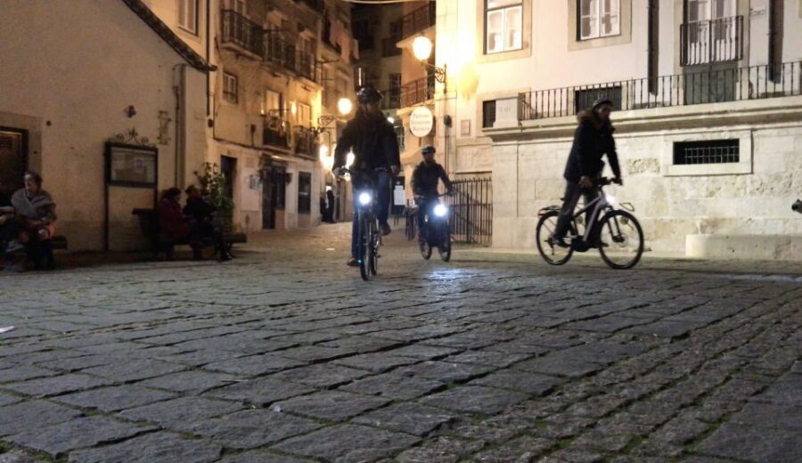 Lisbon: Guided Nighttime Electric Bike Tour - From Red Sunset to Quiet Streets: How the Night-Cycling Works