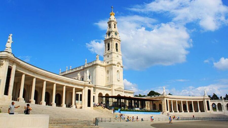 Lisbon: Half-Day Fatima Private Car Tour - Should you book the Lisbon: Half-Day Fátima Private Car Tour?