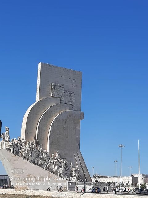 Lisbon: half day guided sightseeing tour by tuk tuk - Alfama Quarter and the miradouro rhythm: how the neighborhoods connect