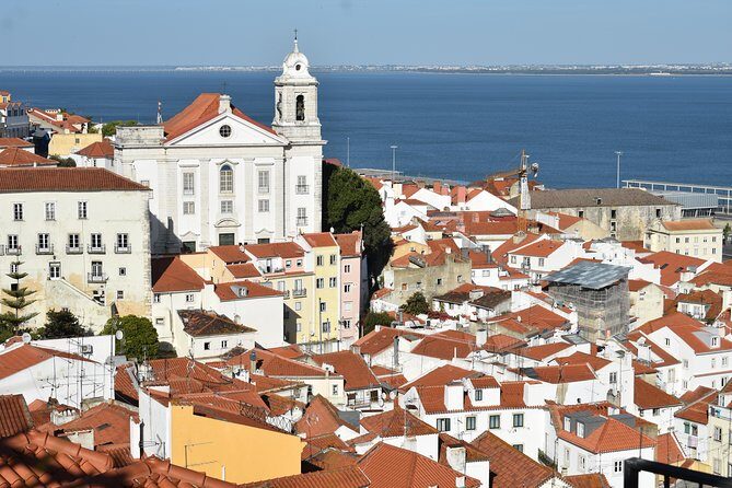 Lisbon Half-day Tour - Avenida da Liberdade and Praça do Comércio: following the 1755 rebuild line