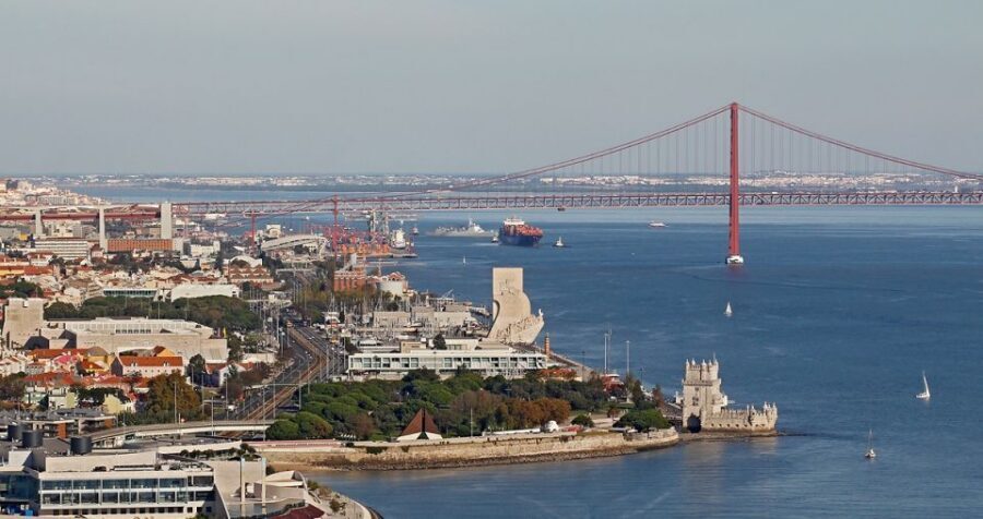 Lisbon: Helicopter Tour over Belem - Champalimaud Foundation and the early climb over Belém