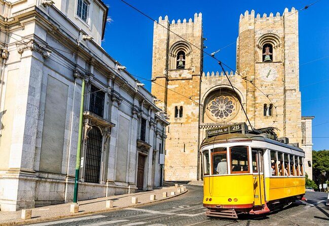Lisbon Historical Vintage Tour: Typical Lisbon - Key things to know before you go