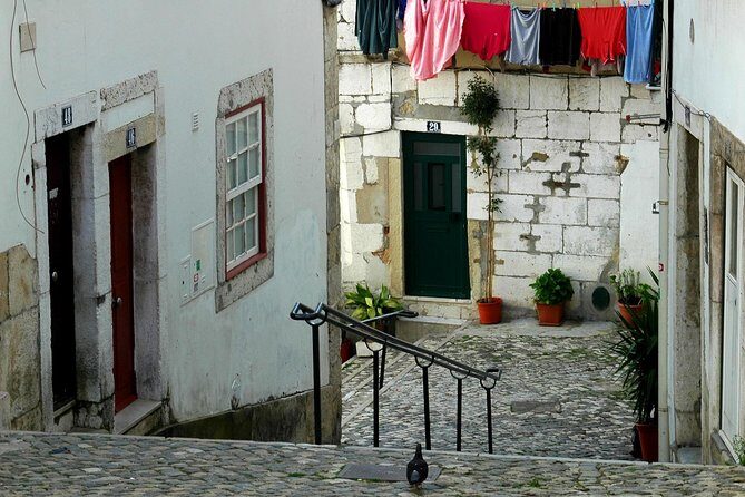 Lisbon Historical Vintage Tour: Typical Lisbon - Stop-by-stop: what you’ll actually see (and the trade-offs)
