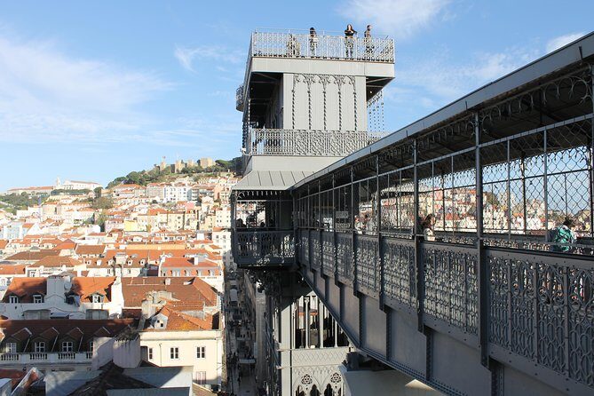 Lisbon in the eye of a Portuguese writer - What a private guide brings: story, pace, and trip-long tips
