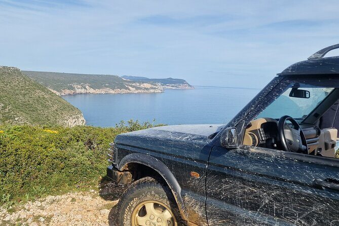 Lisbon: Jeep and Boat Adventure to Arrábida + Hotel Pick-Up - Lunch, snacks, and keeping energy steady