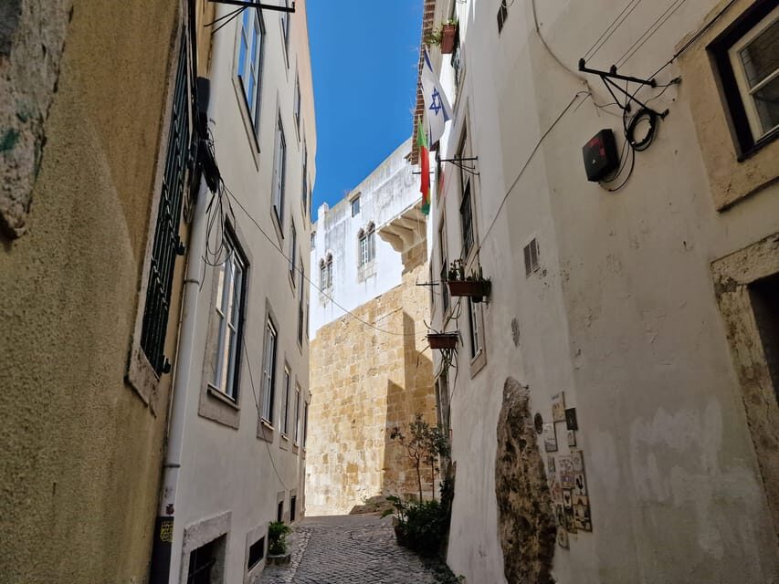 Lisbon: Jewish Walking Tour - Meet Luciano Waldman: Why an Archaeologist Changes the Tone