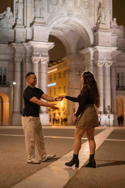 Lisbon lights: A Cinematic Photoshoot at night - The route behind the scenes: iconic Lisbon lights and quieter corners