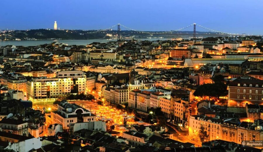 Lisbon: Luxury Fado Tour with Dinner included - Lisbon’s Night Lights Pair Perfectly With Fado