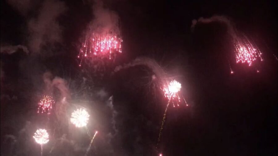 Lisbon: New Year's Eve Fireworks Sail Boat Tour - Your Fireworks Position: Commerce Square to Pier Columns