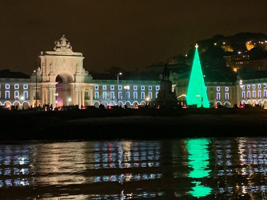 Lisbon: New Year's Eve Fireworks Sail Boat Tour - Practical Tips: What to Wear, What You Can’t Bring, and Alcohol Rules