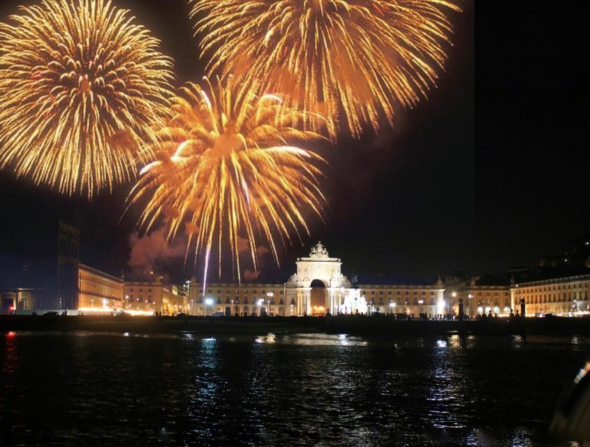 Lisbon: New Year’s Eve Fireworks Tagus River Sailing Cruise - Where to Meet: Bloo Boat Charter at Doca do Bom Sucesso