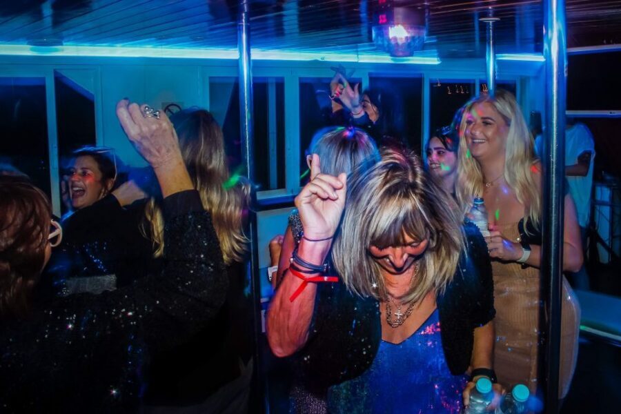 Lisbon: New Year's Eve with Live Dj Fireworks and Open Bar - Should you book this Lisbon NYE boat party?