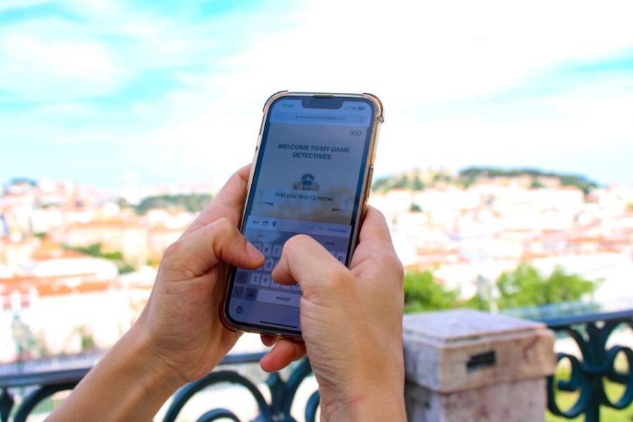 Lisbon: Old Town Immersive Escape Game with Live Actors - Team size and group feel: private, split into small squads