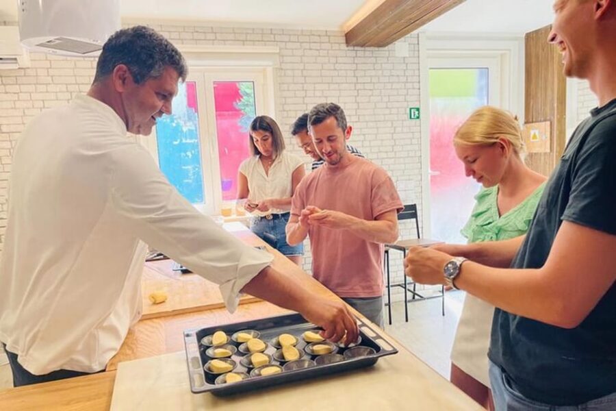 Lisbon: Pasteis de Nata Baking Class - Oven Time: Drink Included, Plus the Tart Story