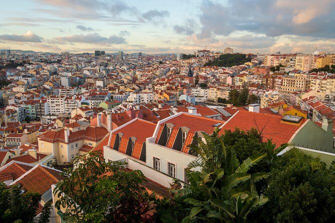 Lisbon Photography Masterclass - Private Photography Lesson - Meeting Point: Start Easy, Then Go Lifted
