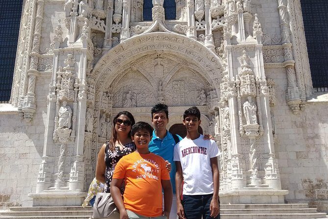 Lisbon Private city tour - Castelo de São Jorge: Moors, Views, and a Bit of Real Walking