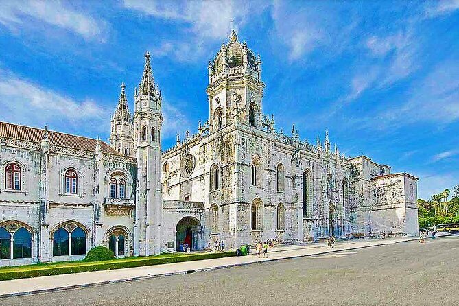 Lisbon Private Deluxe Half Day City Tour - Parque Eduardo VII: your first big-picture Lisbon moment