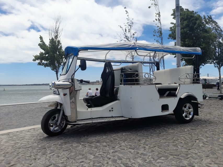 Lisbon: Private Eco Tuk-Tuk Tour for 2 Hours - Key Things You’ll Notice on This Lisbon Tuk-Tuk Tour