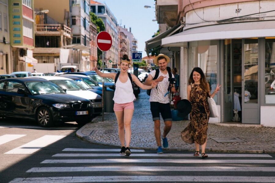 Lisbon: Private Food Tour – 10 Tastings with Locals - Start at Miradouro de São Pedro de Alcântara: views before your first bite
